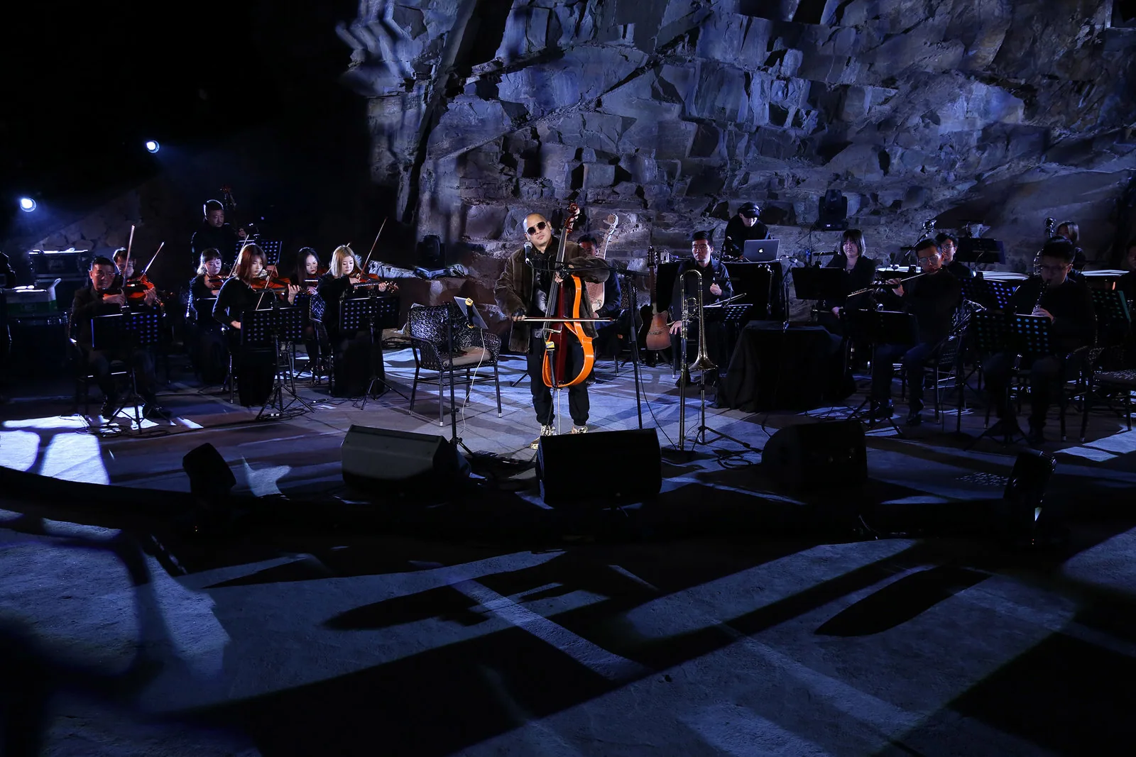 TEKTONIK Music symphony concert with Dana Leong on electric cello